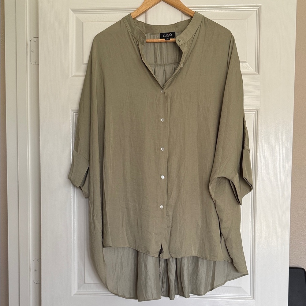 Gigio Oversized Button Down Women's Shirt